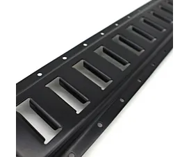 Raíles universales y accesorios Raíl de anclaje universal horizontal / E-track - 0,6m - Acero - Negro Raíles universales y accesorios Raíl de anclaje universal horizontal / E-track - 0,6m - Acero - Negro