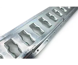 Raíles universales y accesorios Raíl de anclaje universal - 1,5m - Acero galvanizado - Alta gama Raíles universales y accesorios Raíl de anclaje universal - 1,5m - Acero galvanizado - Alta gama